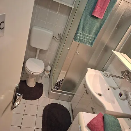 Apartamento Aca's & Lidija's Thermal Hideaway Catez-tickets Included-min 2 Nights *