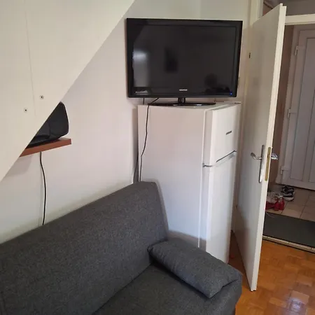 Aca's & Lidija's Thermal Hideaway Catez-tickets Included-min 2 Nights