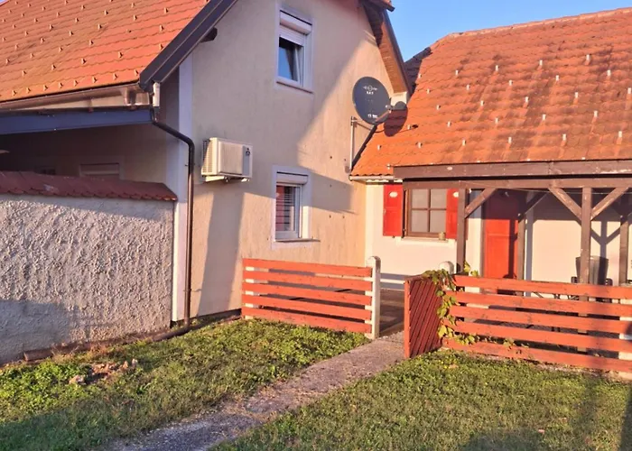 Aca's & Lidija's Thermal Hideaway Catez-tickets Included-min 2 Nights * Brežice